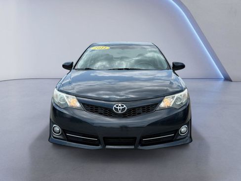 Used 2014 Toyota Camry SE FWD image 10