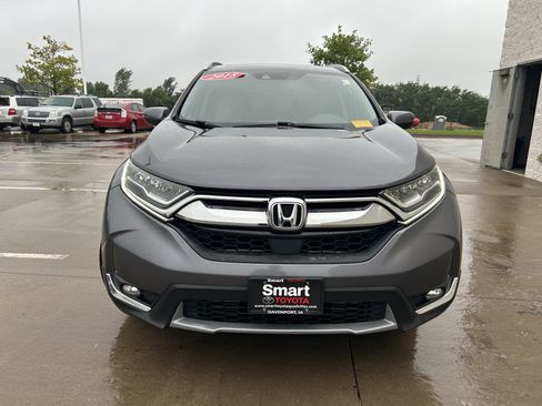 Used 2018 Honda CR-V Touring image 2