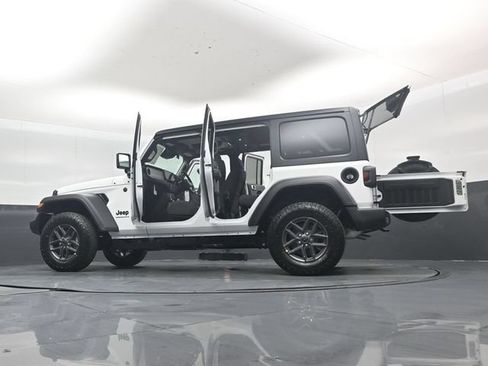 New 2026 Jeep Wrangler Unlimited Sport w/ Convenience Group AWD/4WD image 54
