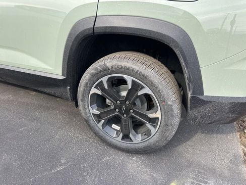 New 2026 Chevrolet Equinox LT image 13