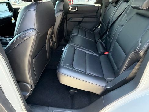 New 2026 Ford Bronco Outer Banks AWD/4WD image 20