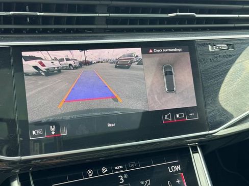 Used 2025 Audi Q7 3.0T Premium Plus image 37