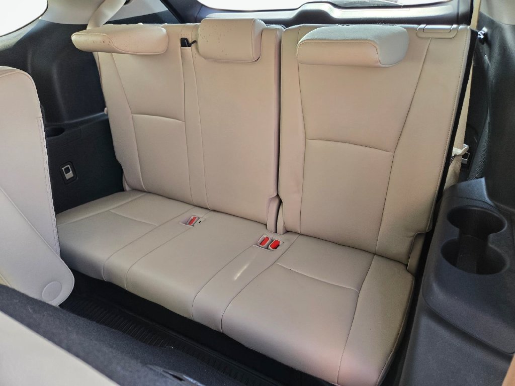 Used 2023 Toyota Highlander Limited FWD image 19