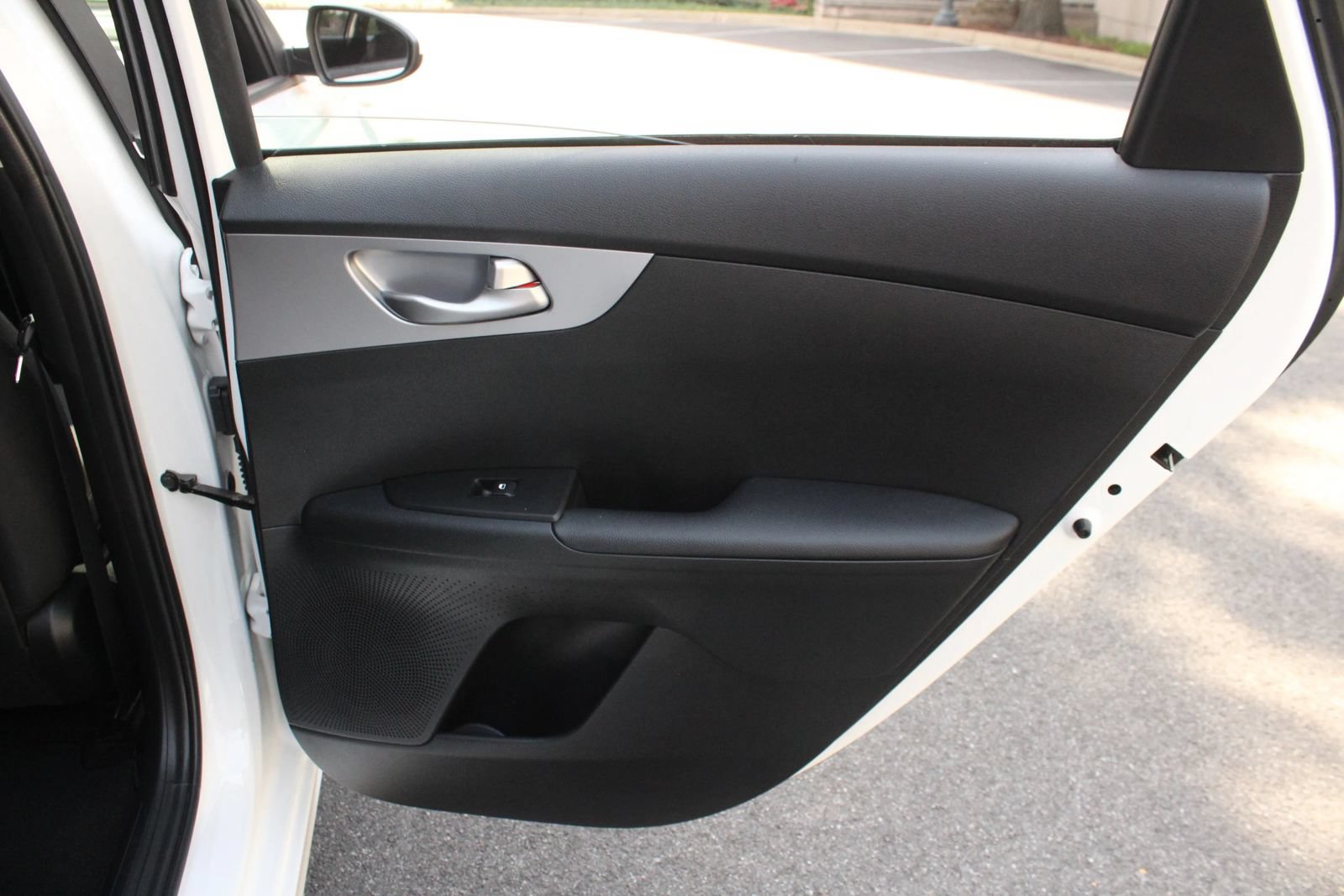 Used 2022 Kia Forte LXS FWD image 23