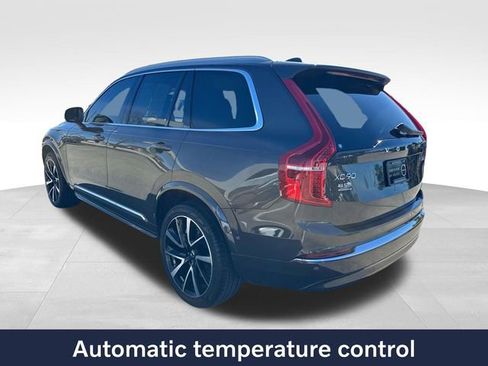 Used 2023 Volvo XC90 B6 Plus image 6