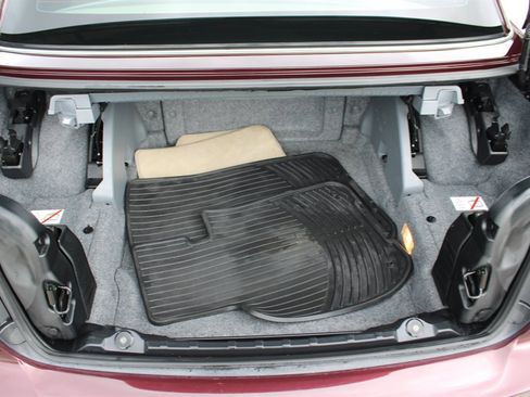 Used 2008 BMW 335i Convertible image 30