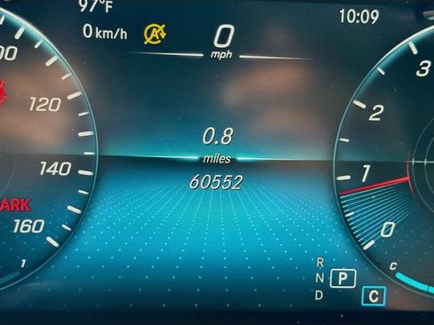 Used 2021 Mercedes-Benz GLC 300 image 38
