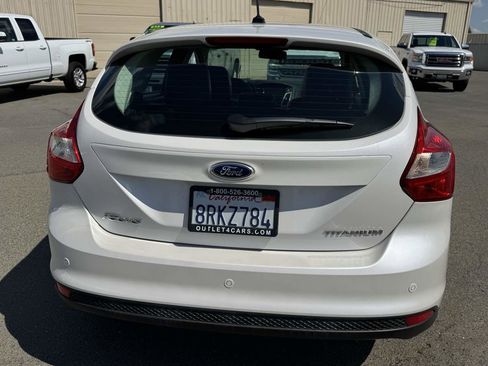 Used 2012 Ford Focus Titanium FWD image 9