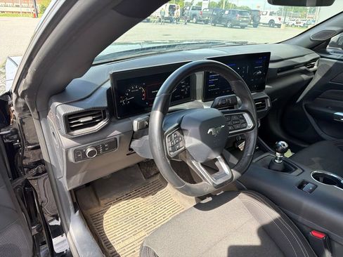 Used 2024 Ford Mustang GT RWD image 4
