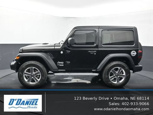 Used 2021 Jeep Wrangler Sport AWD/4WD image 2