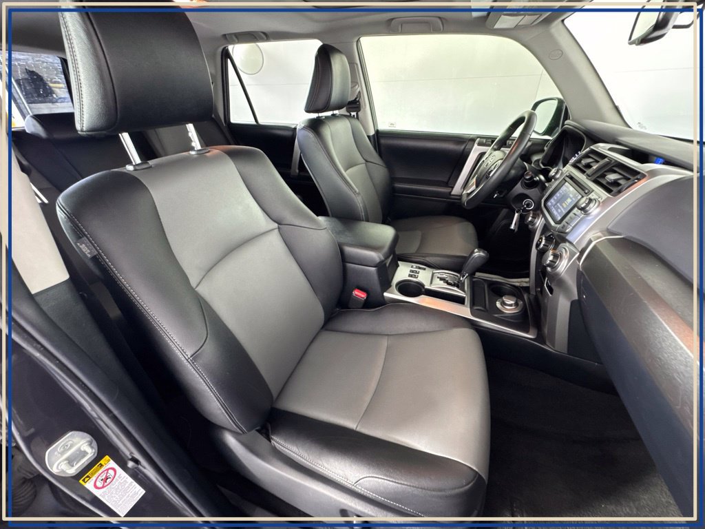 Used 2018 Toyota 4Runner SR5 Premium AWD/4WD image 44