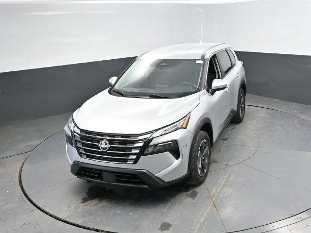 Used 2024 Nissan Rogue SV FWD image 40