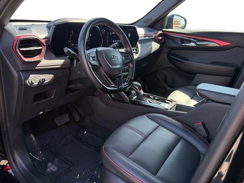 Used 2024 Chevrolet TrailBlazer RS FWD image 12
