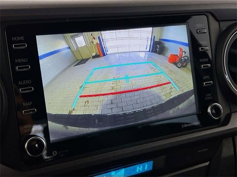 Used 2023 Toyota Tacoma TRD Sport image 11