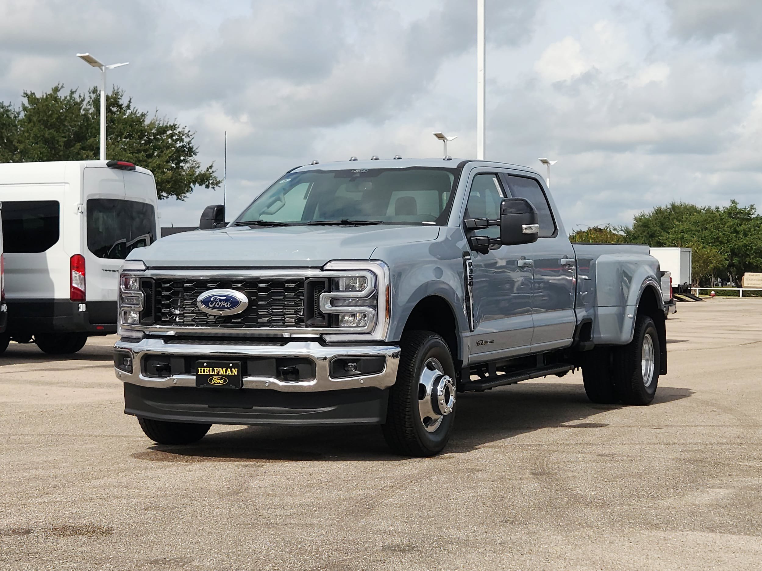 New 2026 Ford F350 Lariat w/ Lariat Premium Package AWD/4WD image 2