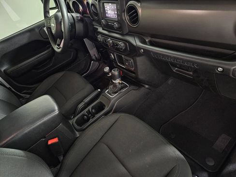 Used 2020 Jeep Wrangler Unlimited Sport AWD/4WD image 30