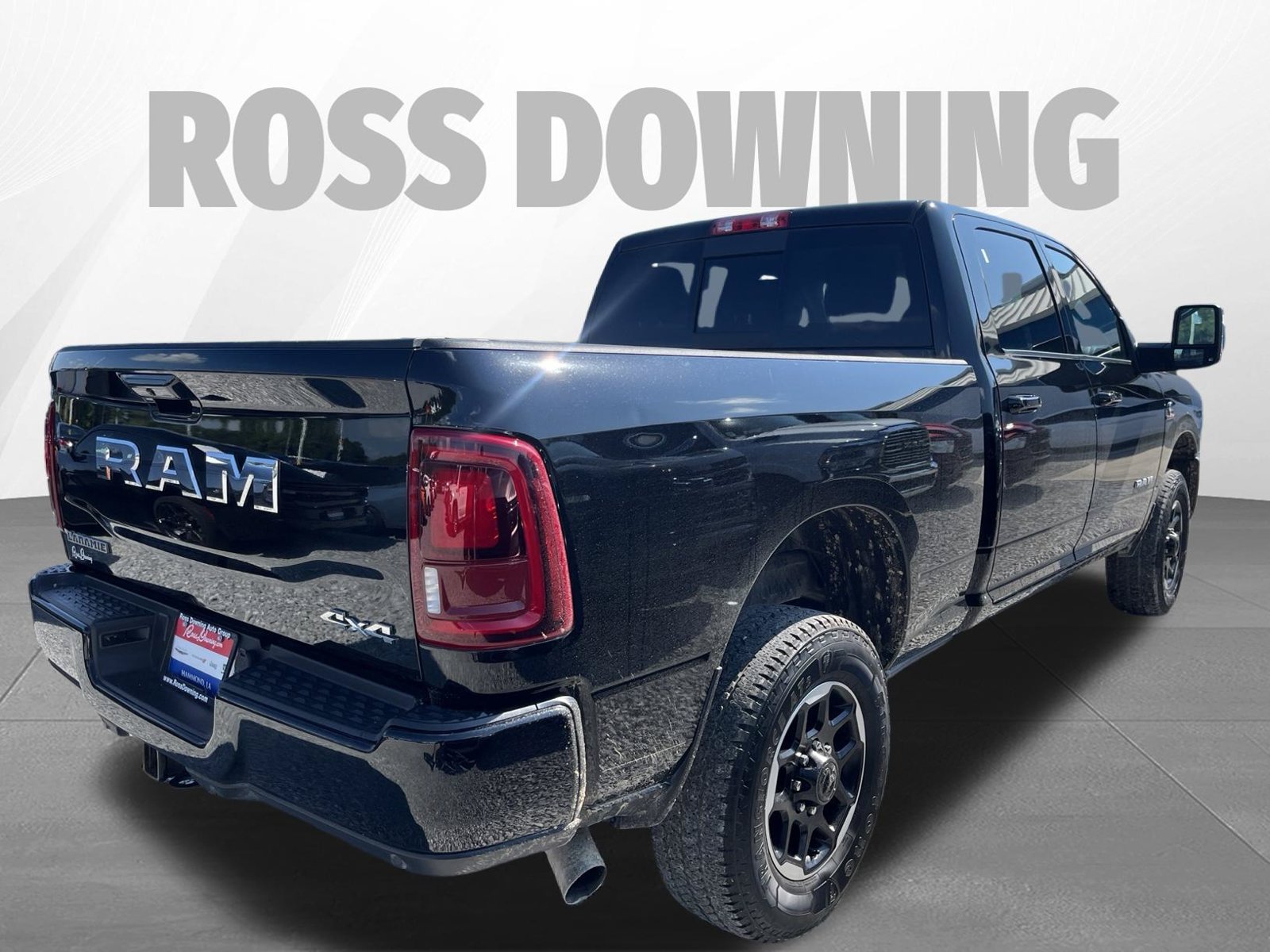 Used 2026 RAM 2500 Laramie AWD/4WD image 4