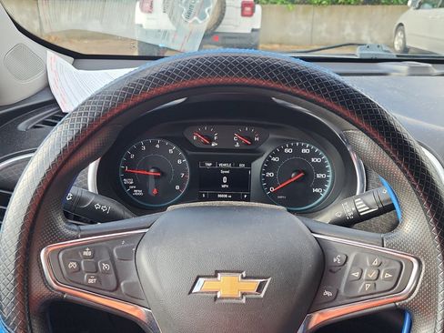 Used 2021 Chevrolet Malibu LT FWD image 10