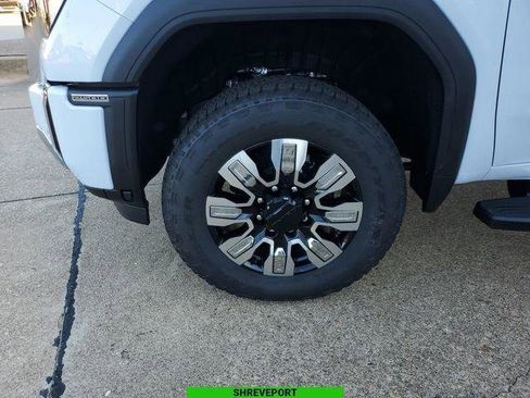 New 2026 GMC Sierra 2500 Denali w/ Denali Reserve Package image 4