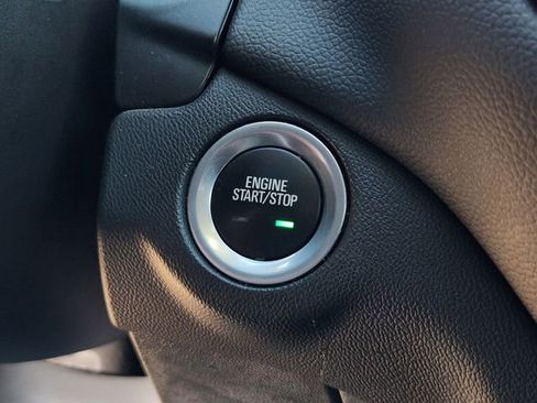 Used 2024 Chevrolet Equinox LT image 29