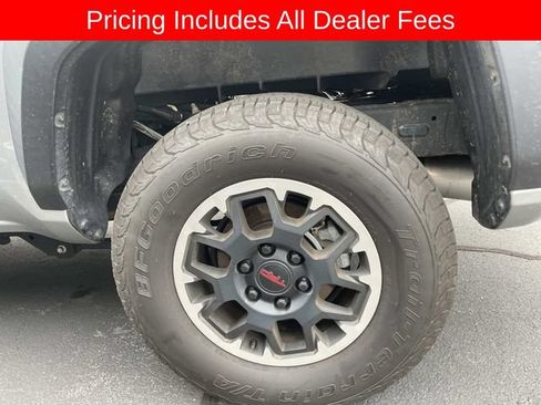 Used 2024 Toyota Tacoma TRD Off-Road w/ TRD Off Road Upgrade Package AWD/4WD image 4