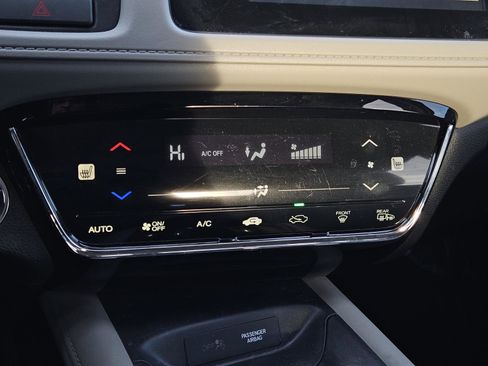 Used 2018 Honda HR-V EX-L image 19