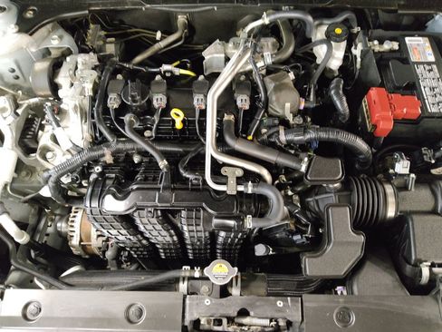 Used 2024 Nissan Altima 2.5 SV FWD image 30