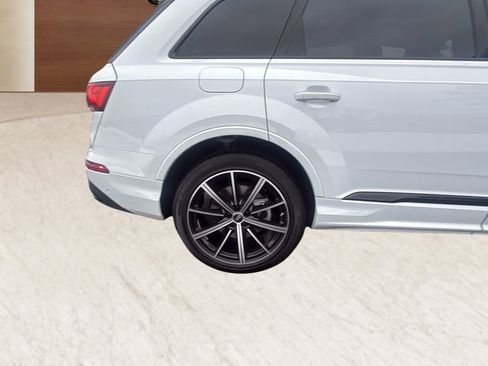 Used 2022 Audi Q7 3.0T Premium Plus image 20