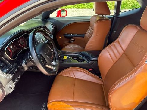 Used 2023 Dodge Challenger SRT Hellcat RWD image 35