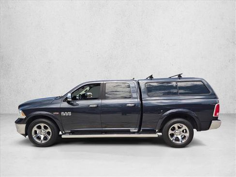 Used 2014 RAM 1500 Laramie w/ Convenience Group AWD/4WD image 8
