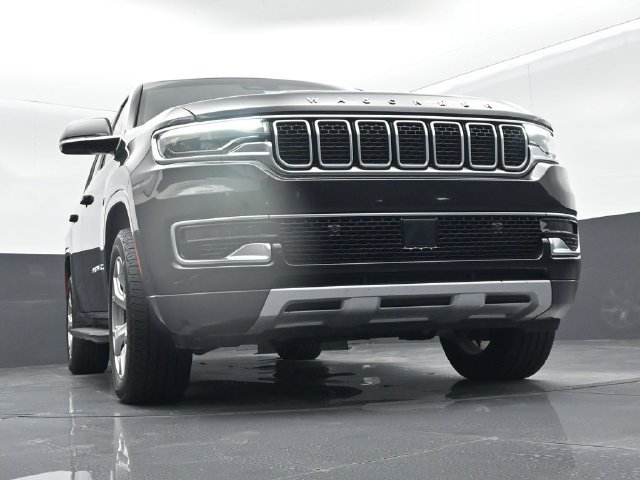 Used 2022 Jeep Wagoneer Series II AWD/4WD image 48