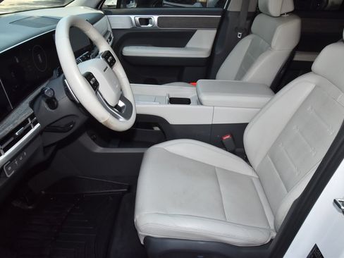 Used 2024 Hyundai Santa Fe Limited FWD image 13