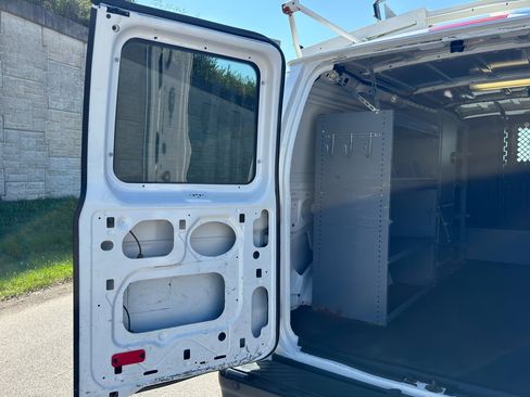 Used 2013 Ford E-250 and Econoline 250 w/ PWR Group image 38