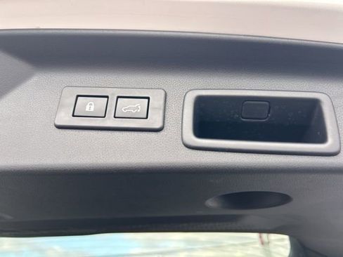 Used 2025 Subaru Forester Sport w/ Popular Package #2 image 11