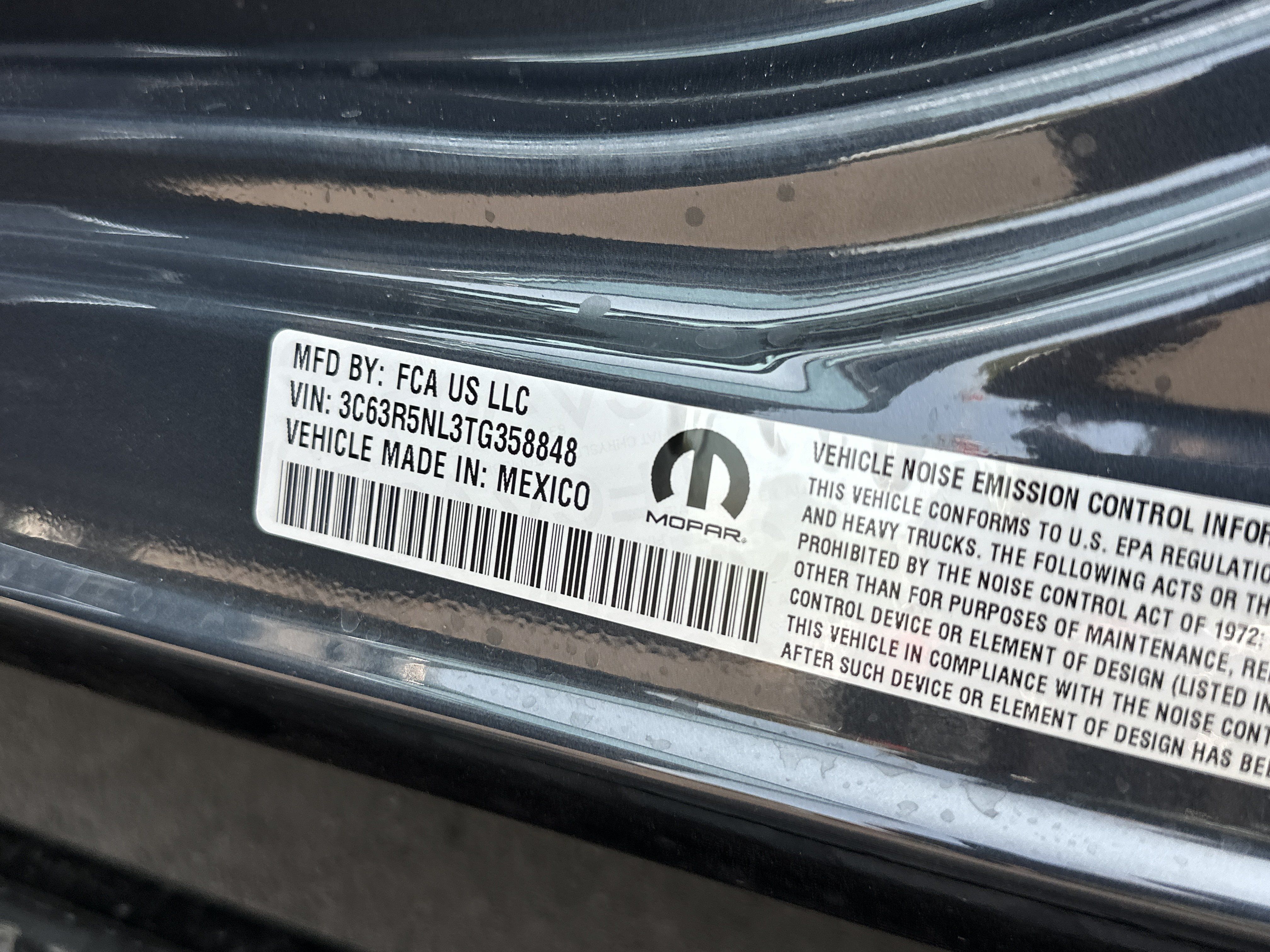 New 2026 RAM 2500 Laramie AWD/4WD image 32