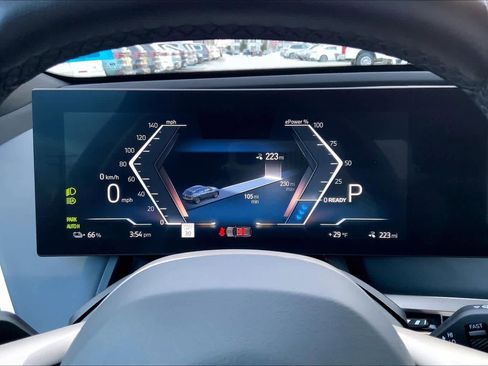 Certified 2023 BMW iX xDrive50 image 25