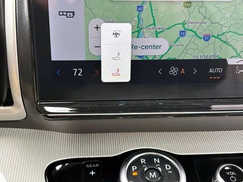 Used 2025 Ford Expedition Active image 26