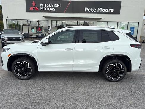 New 2026 Volkswagen Tiguan SEL R-Line AWD/4WD image 3