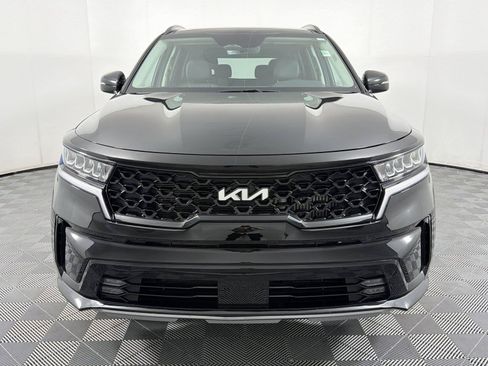 Used 2023 Kia Sorento EX w/ Panoramic Sunroof Package FWD image 2