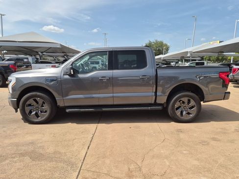 Used 2025 Ford F150 Lightning Flash AWD/4WD image 8
