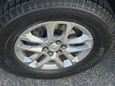 Used 2018 Chevrolet Traverse LT image 8