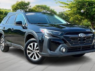 Used 2023 Subaru Outback Premium image 1