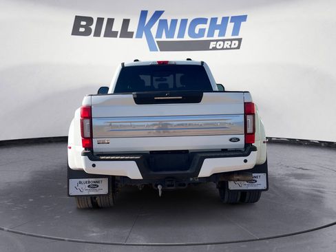 Used 2021 Ford F450 Platinum w/ FX4 Off-Road Package image 4