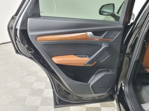 Certified 2021 Audi Q5 2.0T Premium Plus w/ Premium Plus Package image 22