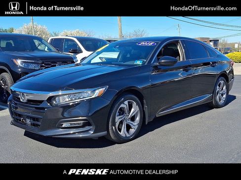 Certified 2018 Honda Accord EX image 1