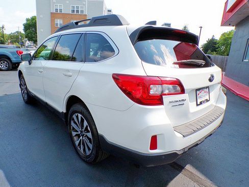 Used 2017 Subaru Outback 2.5i Limited AWD/4WD image 7
