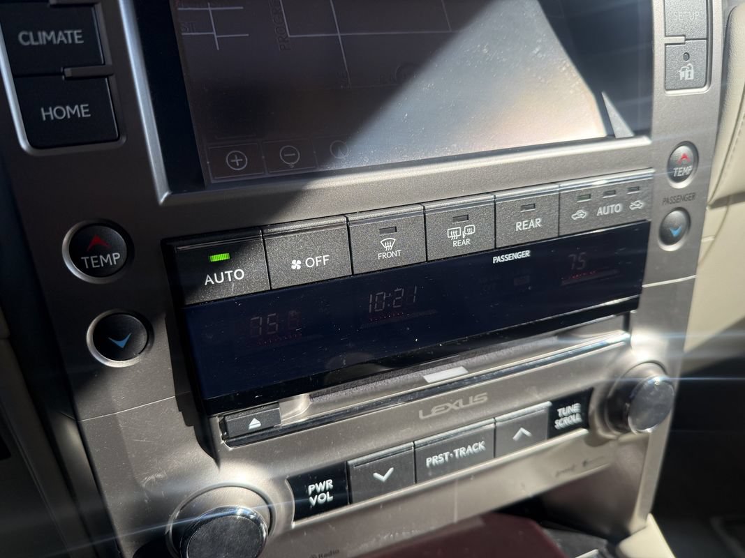 Used 2014 Lexus GX 460 w/ Premium Package AWD/4WD image 12