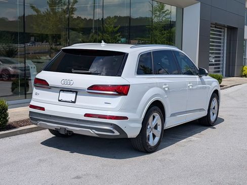 Used 2023 Audi Q7 2.0T Premium w/ Convenience Package AWD/4WD image 7