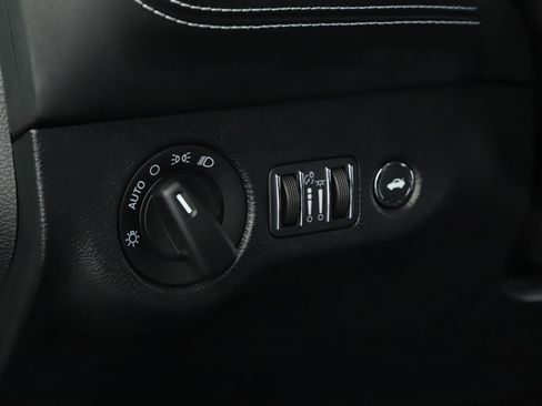 Used 2023 Dodge Challenger SRT Hellcat image 7