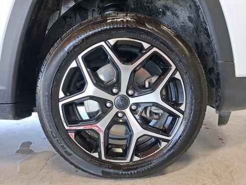 Used 2025 Jeep Compass Limited AWD/4WD image 24